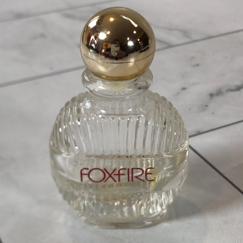 Vintage Retro Avon Decanter  Foxfire Ultra Cologne Glass Circular Bottle